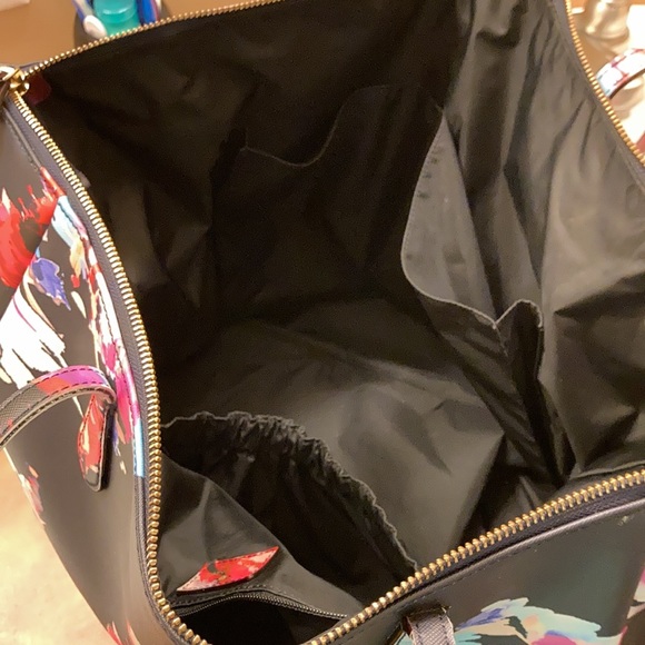 Kate Spade Adaira Laurel Way floral diaper bag - Picture 12 of 16